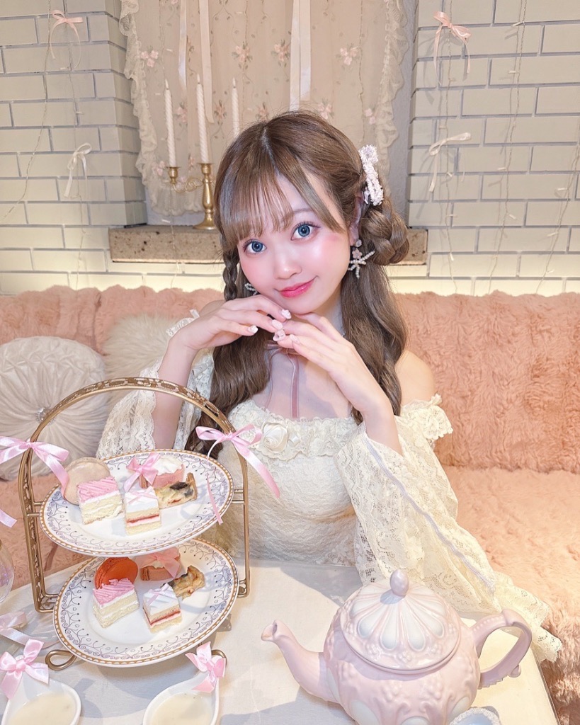 【モデル・インフルエンサー】AYA