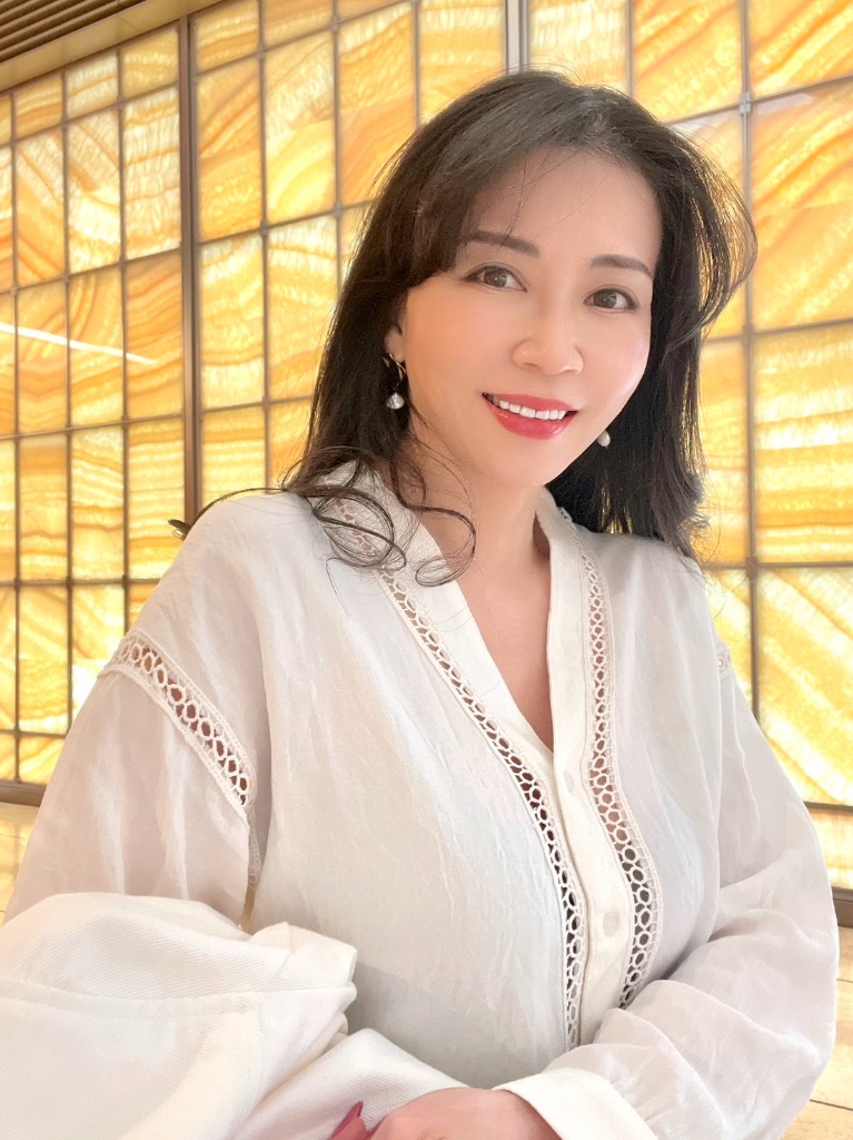 【インフルエンサー】荒井志保